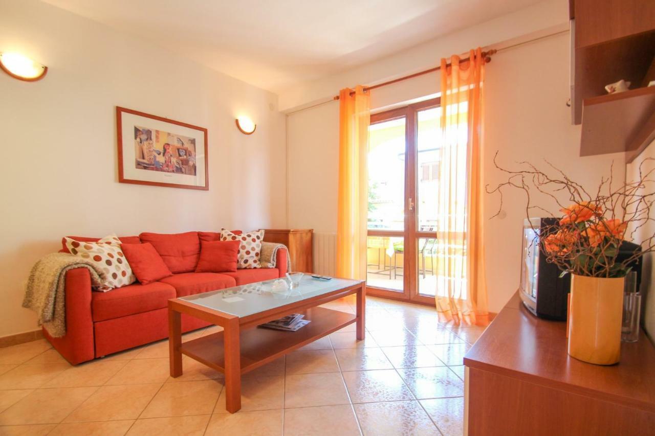 شقة Alenka Orange Novigrad Istria المظهر الخارجي الصورة