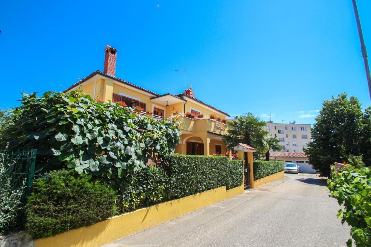 شقة Alenka Orange Novigrad Istria المظهر الخارجي الصورة